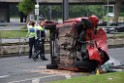 Schwerer VU Pkw Baum Koeln Deutz Messekreisel P241